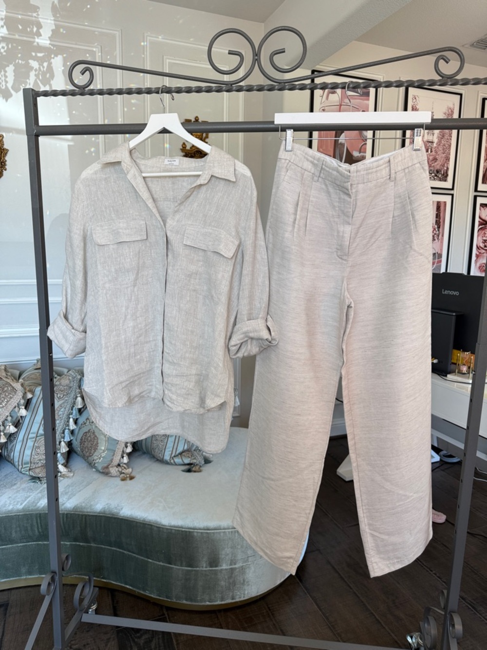 Aritzia
The Effortless Pant™ - CruiseLinen™ size 8 - Picture 11 of 17